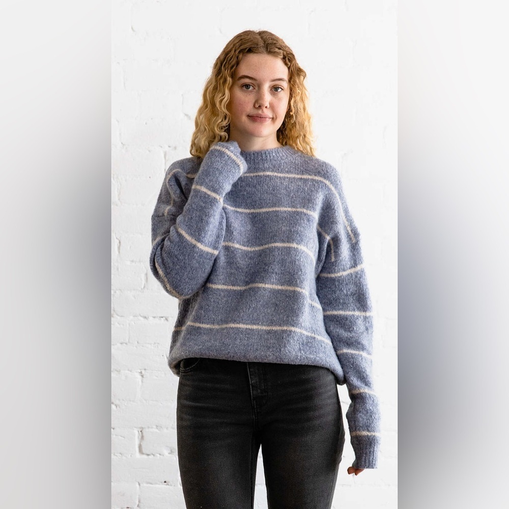 LUSH Stripe Long Sleeve Pullover Sweater